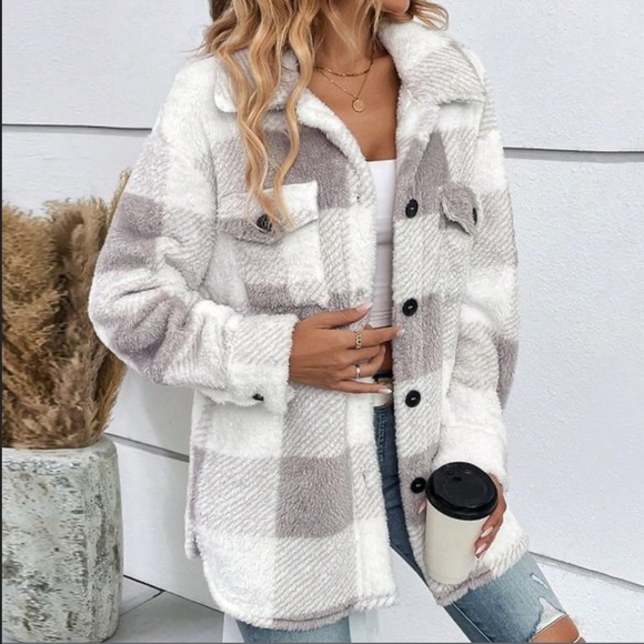 SHEIN Sweaters - Plaid shacket 🍂
